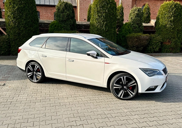 Seat Leon cena 39800 przebieg: 237777, rok produkcji 2014 z Zwoleń małe 781